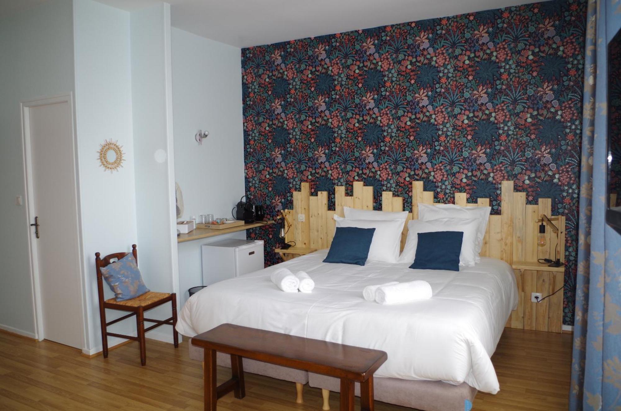Hotel Les Trois Cedres Saint-Ouen-d'Aunis Pokój zdjęcie